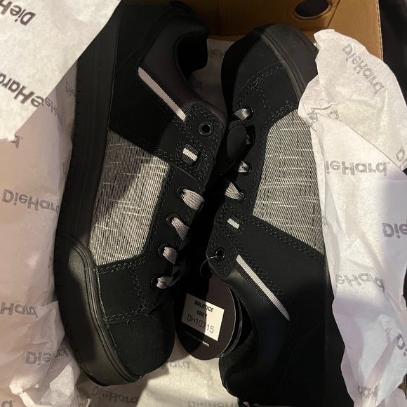 Diehard Solstice Comp Toe Skate Size 10 (NWT) Black and Grey - Picture 1 of 8